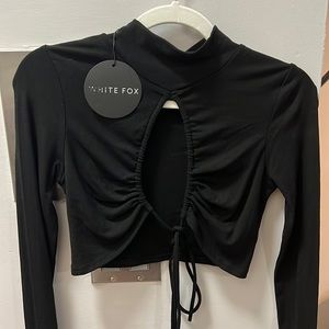 White Fox Boutique - BLACK Long Sleeve Crop